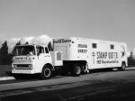 GMC L4000 4x2 Tilt Cab Operation Truck 1967 года
